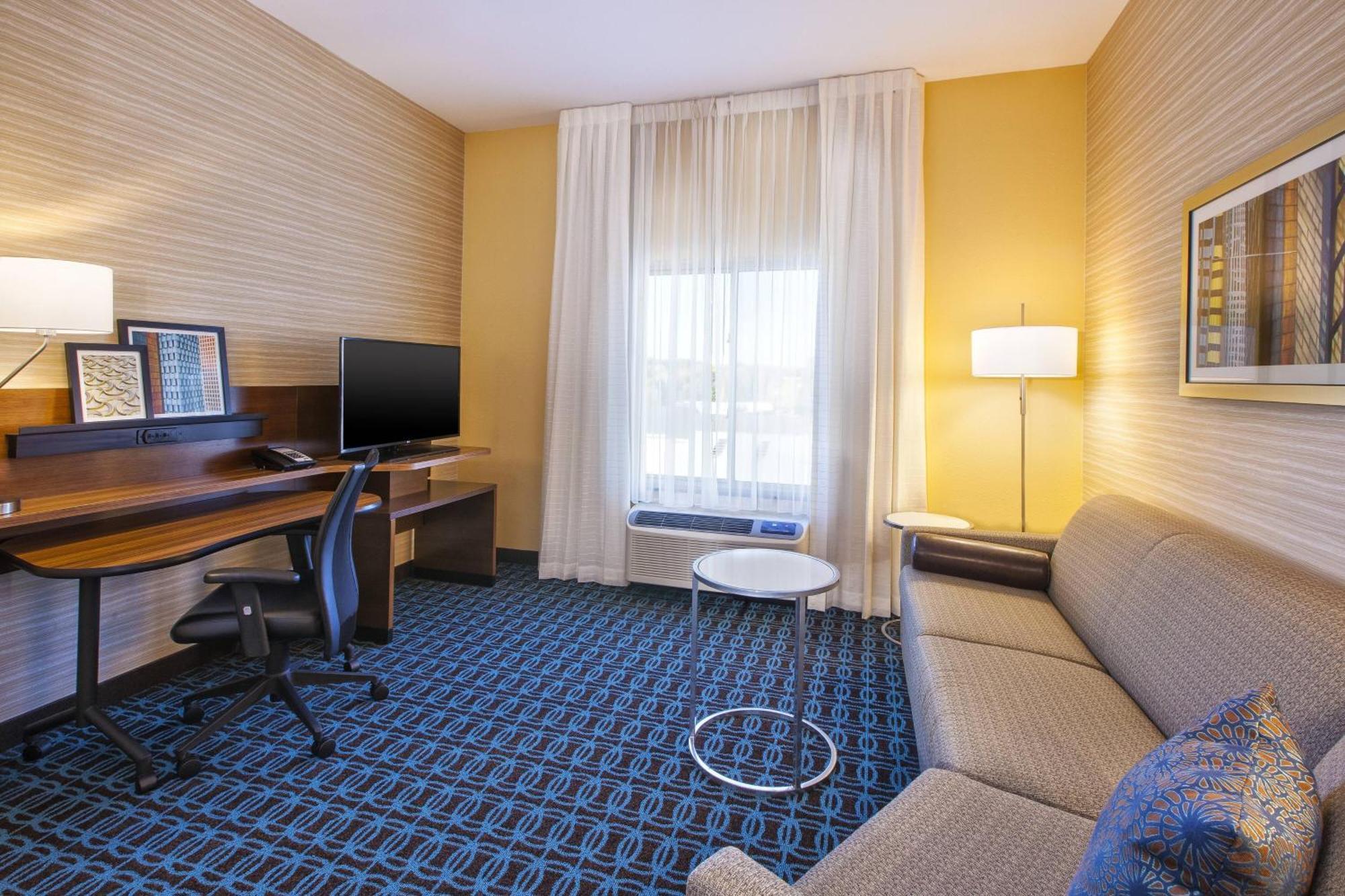 Fairfield Inn & Suites By Marriott פלטסבורג מראה חיצוני תמונה